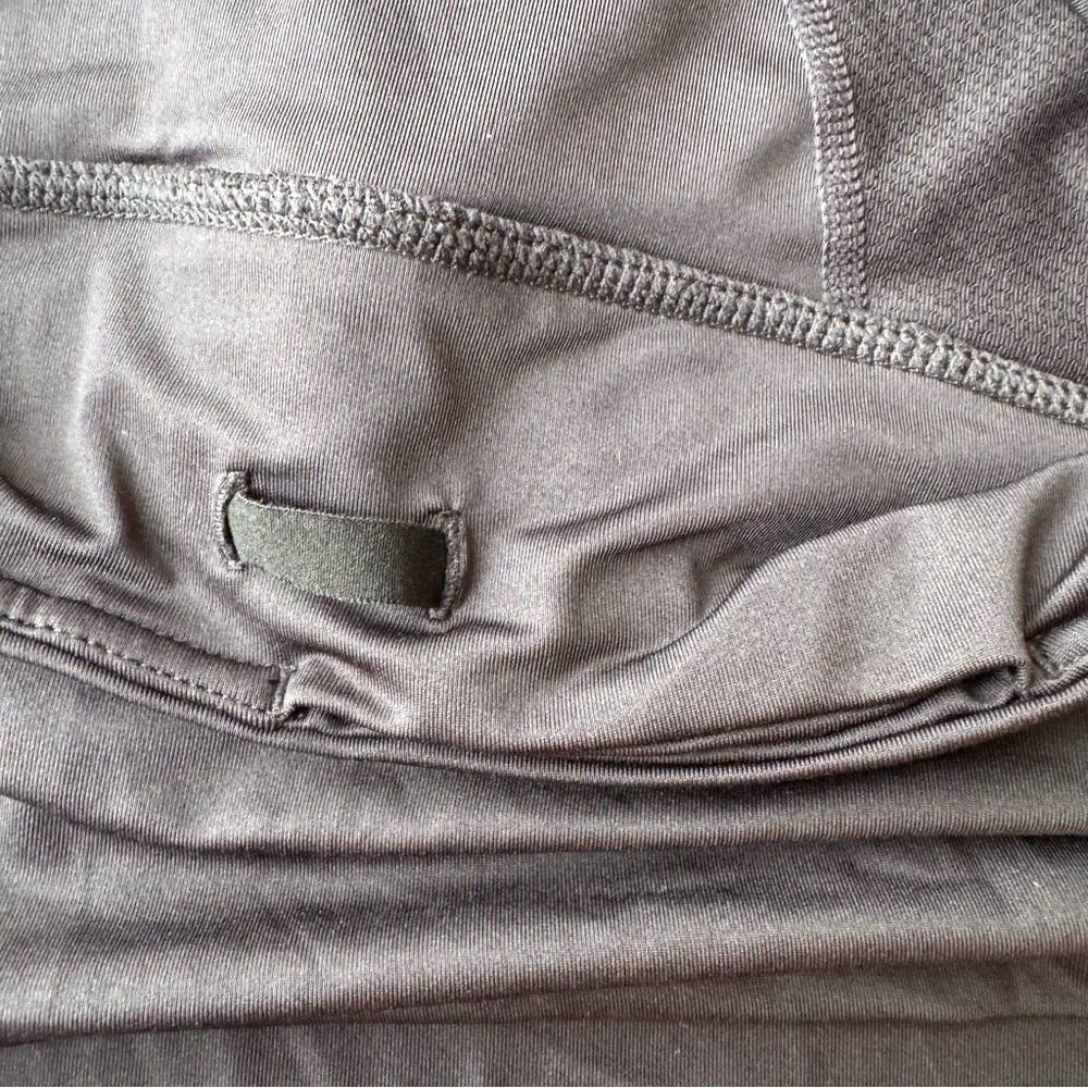 SOLD - Baleaf Black Laureate 3-Pocket Skort - Picture 11 of 15